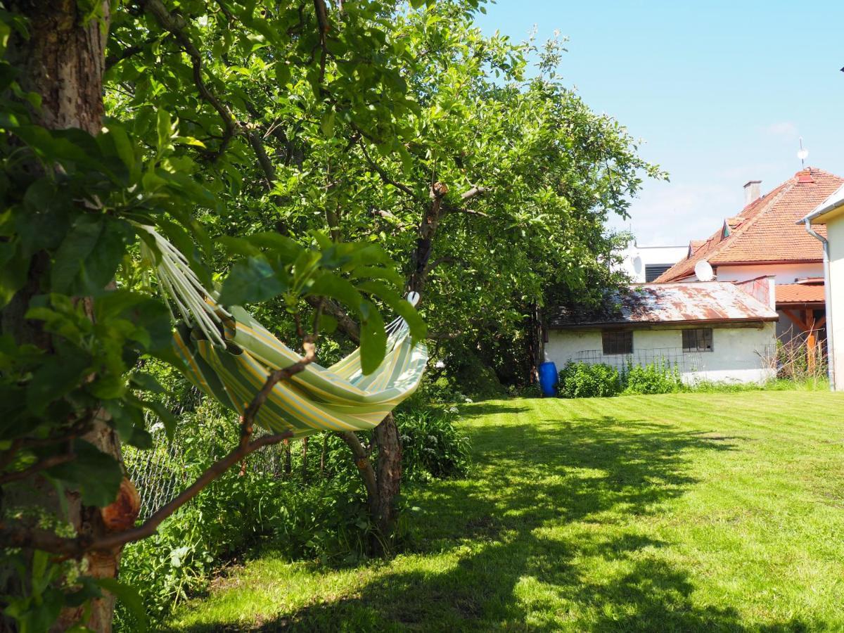 Villa Ucitelov - The Teachers House à Liptovský Mikuláš Extérieur photo